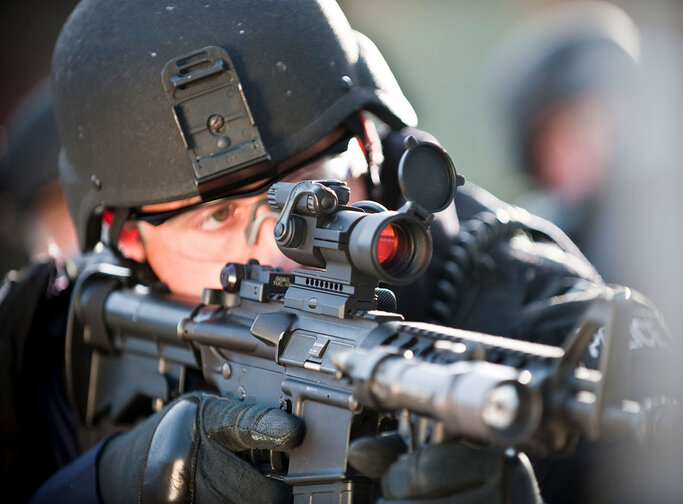 Aimpoint - PRO Patrol Rifle Optic Sight Military Discount | GovX