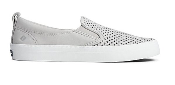 sperry women's crest twin gore scalloped perforated sneaker