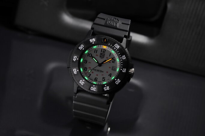 Luminox - Men's 43mm Navy SEAL 3000 Series Watch - Military & Gov Luminox - Men's 43mm Navy SEAL 3000 Series Watch - Military & Gov