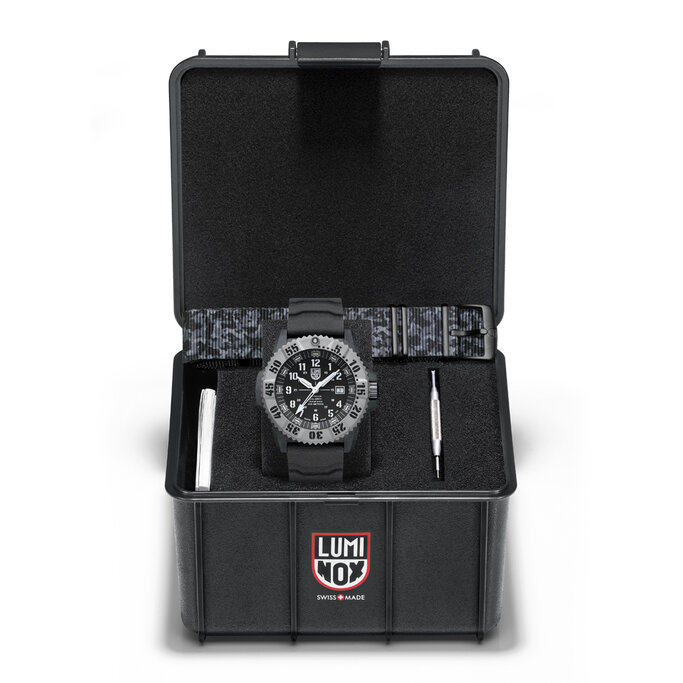 8347974_mens-46mm-mil-spec-
